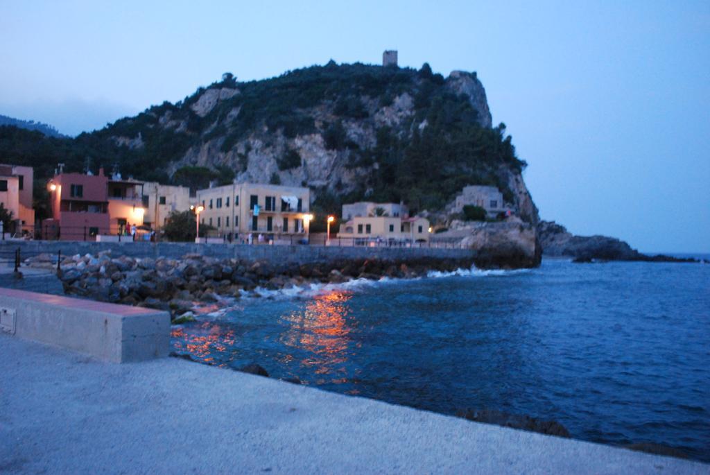 Residence Il Gabbiano Varigotti Esterno foto